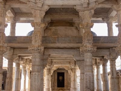Delwara Jain temple mountabu
